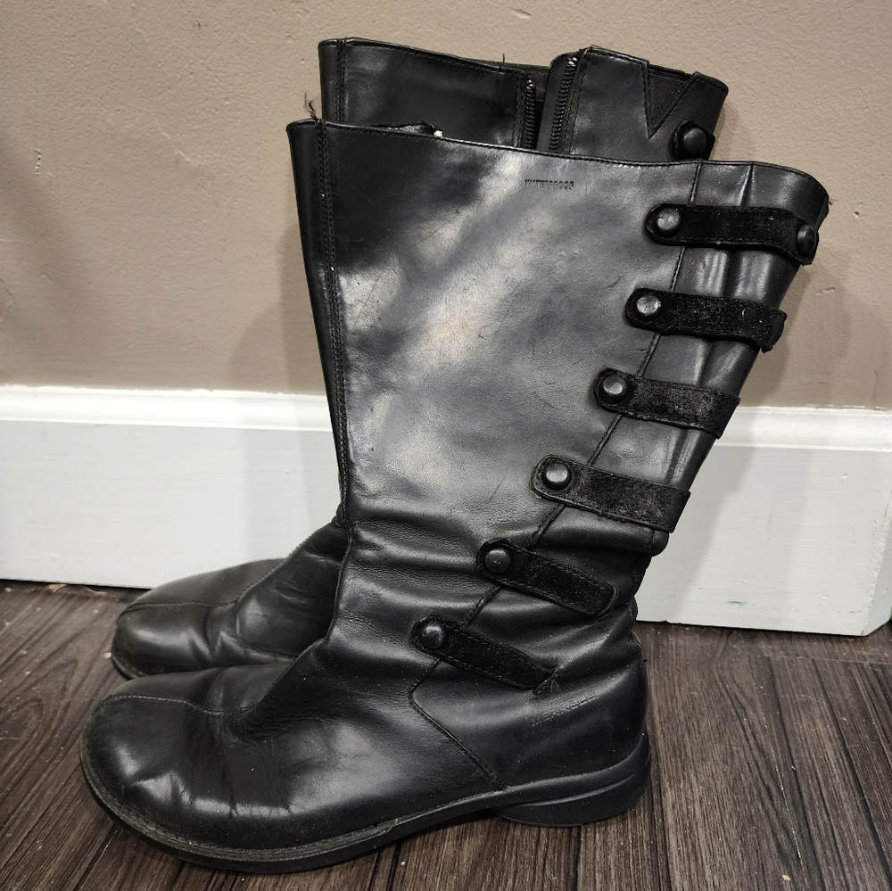 Women’s Merrell Black Waterproof Boots - Size 8 - Tetra Launch